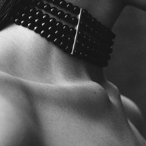 Sophie Buhai Lilian Choker
