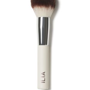 Ilia Finishing Powder Brush