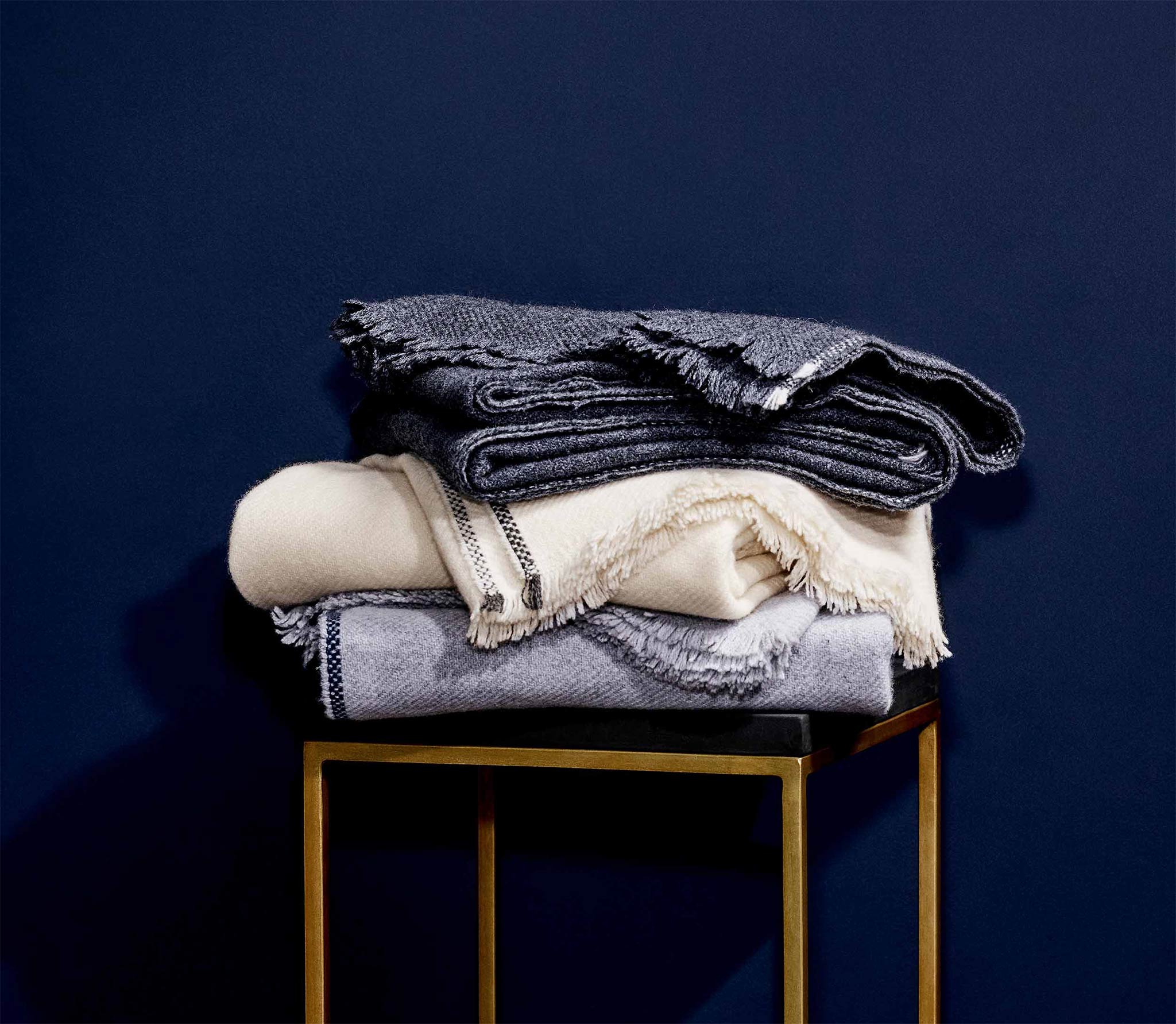 Snowe Edge Stripe Throw