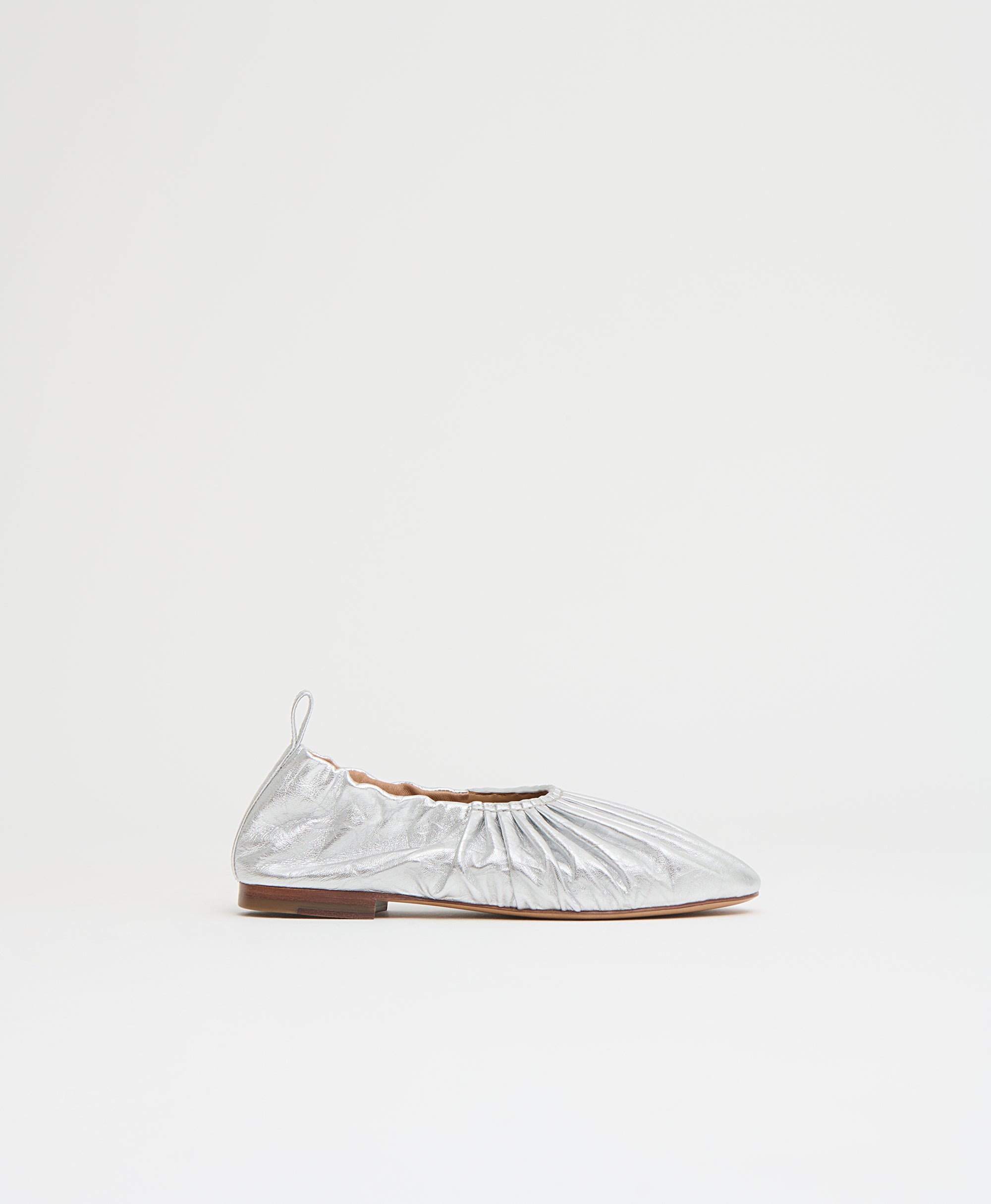 Mansurgavriel Ruched Ballerina - Crinkled Silver