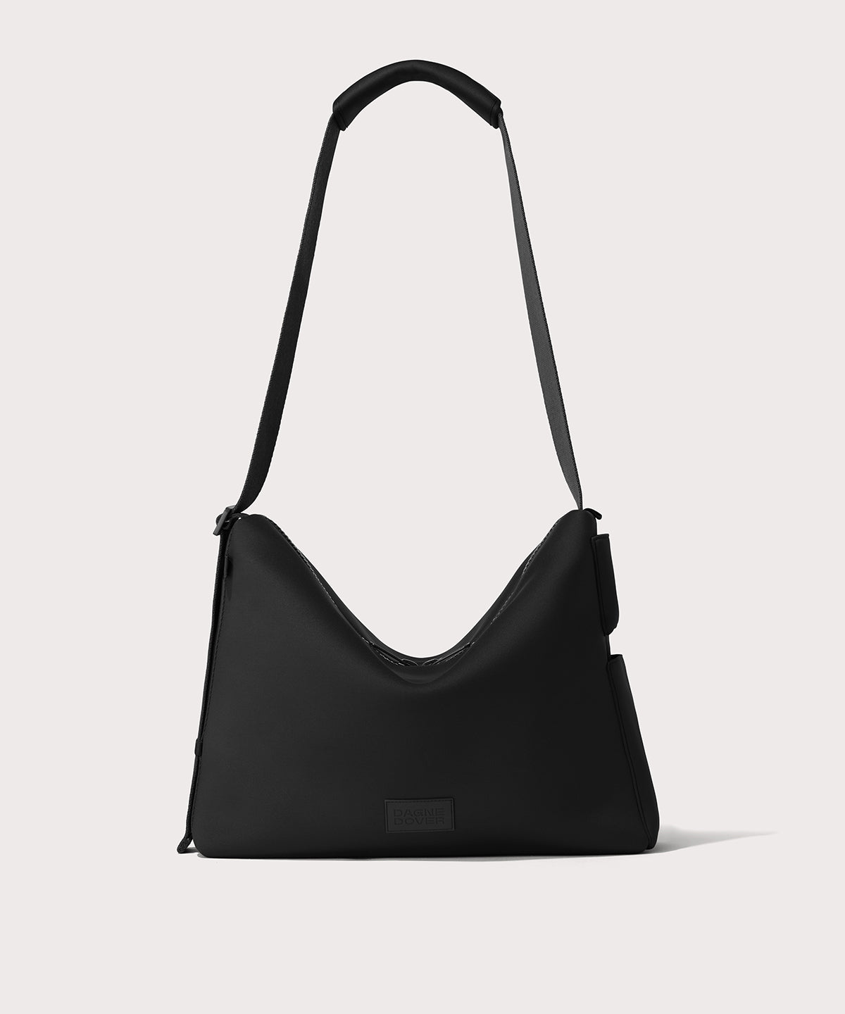 Dagnedover Enzo Messenger Bag in Onyx