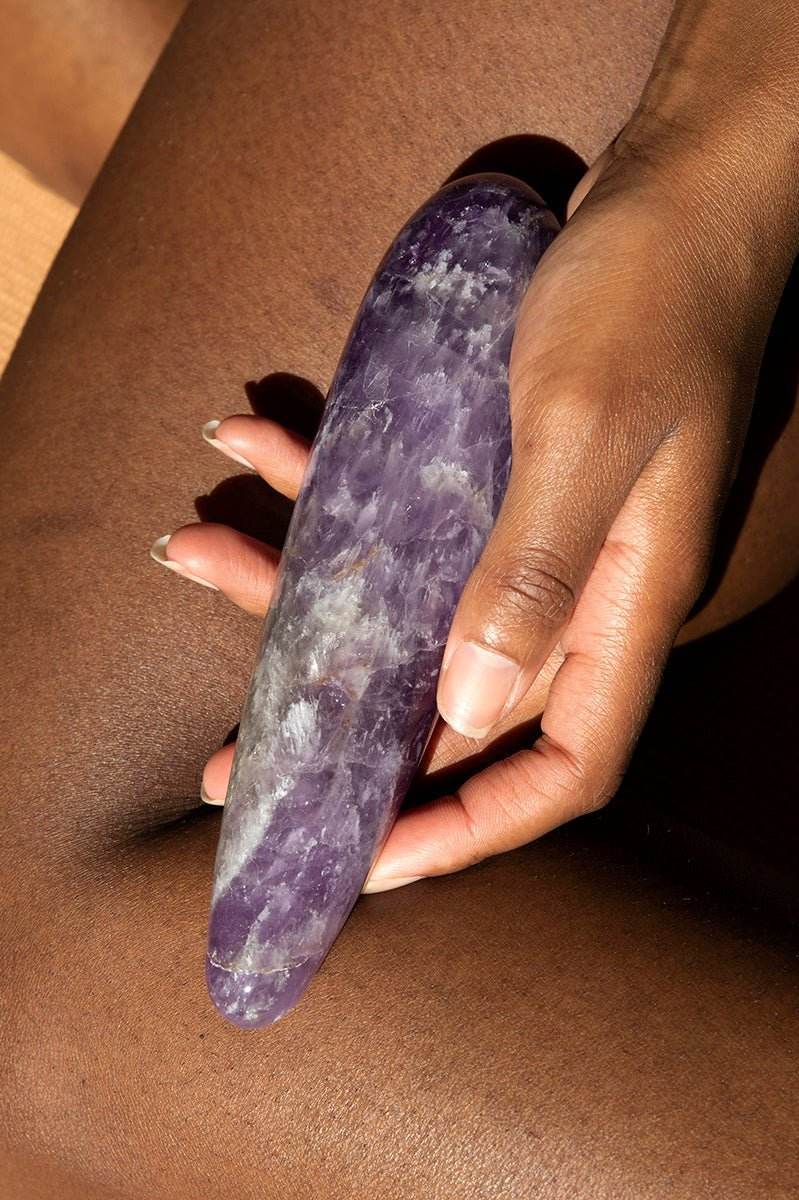 Dame Amethyst Crystal Dildo