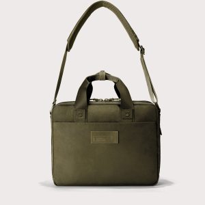 Dagnedover Berlin Travel Brief in Dark Moss