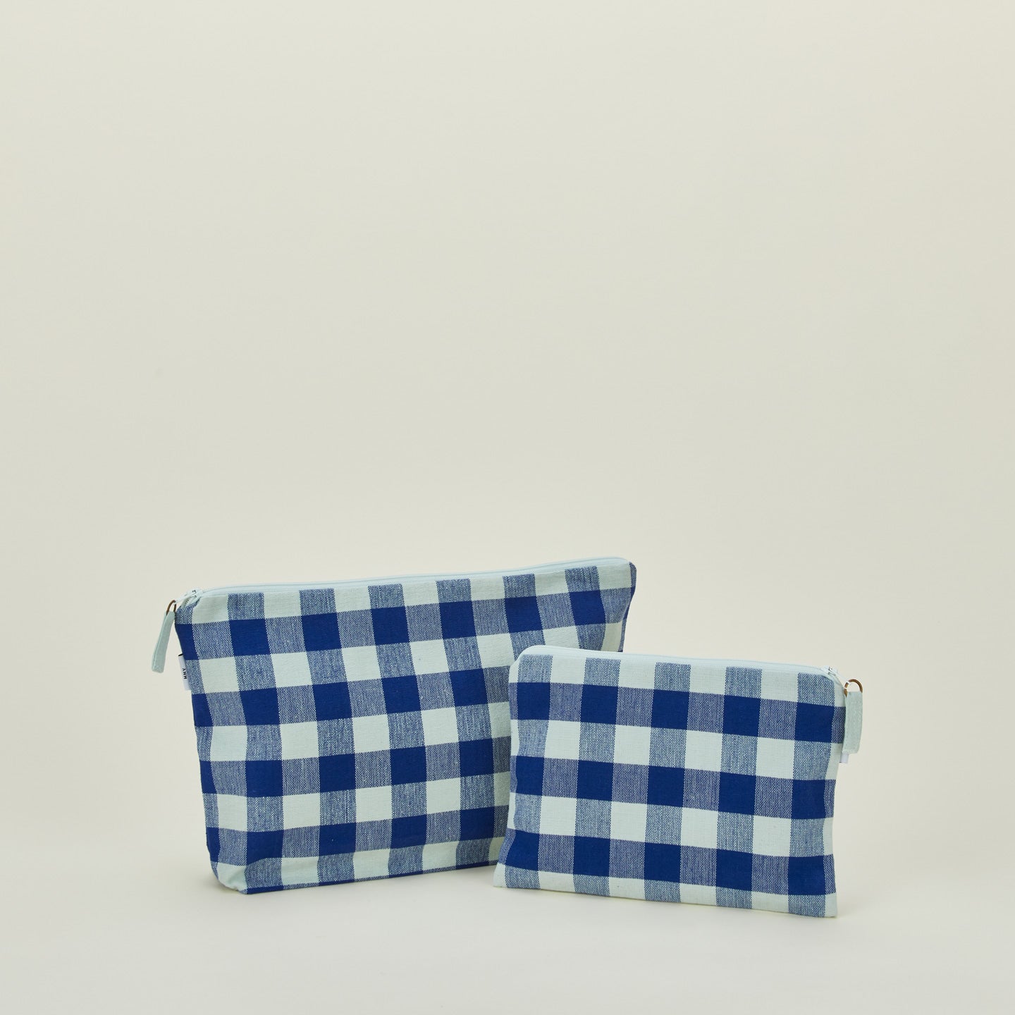 Hawkins New York Essential Gingham Pouch - Sky/Blue