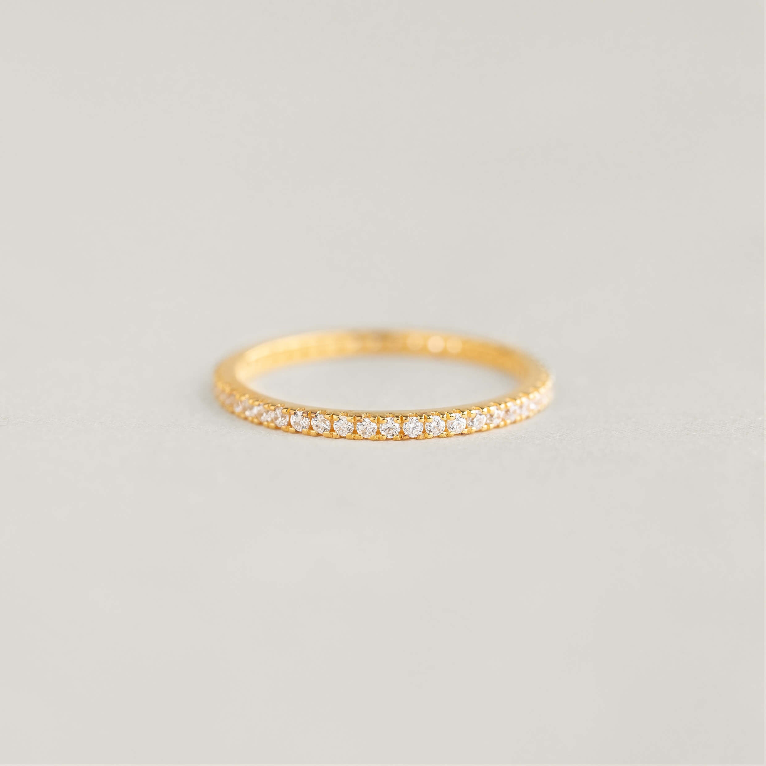 Linjer Eternity Ring - Oliana