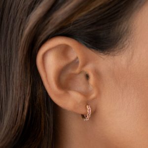 Linjer July Birthstone Huggie Earrings - Pink Tourmaline