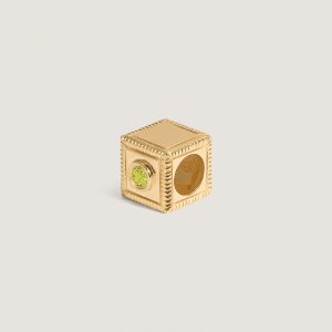 Kinn Studio Chapter Custom Birthstone Charm Peridot
