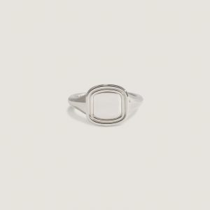 Kinn Studio The Estate Signet Ring Silver