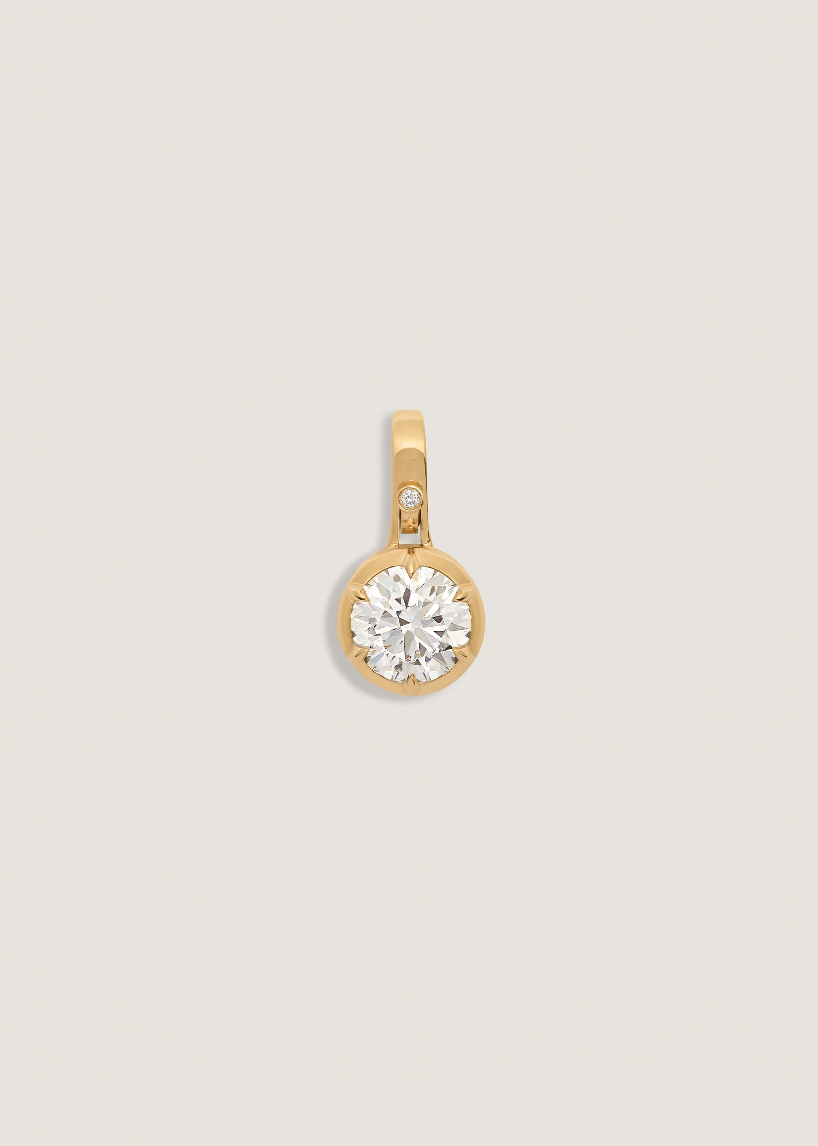 Kinn Studio Madeleine 2.5ct Diamond Round Pendant