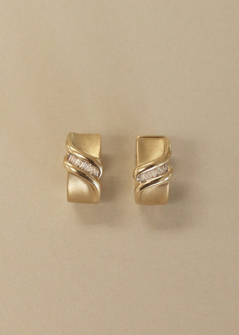 Kinn Studio Vintage Baguette Diamond 14k Gold Huggie Earrings