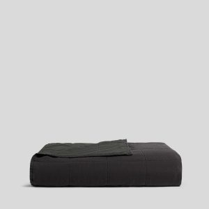 Parachute Linen Box Quilt (Onyx)