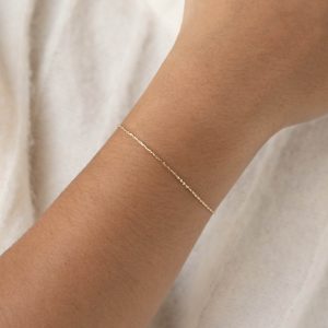 Linjer Tinsel Chain Bracelet 14k Gold - Yasmin