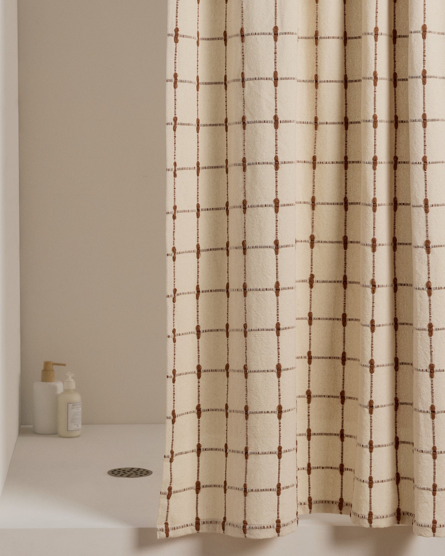 Parachute Organic Oasis Shower Curtain (Natural and Tobacco)