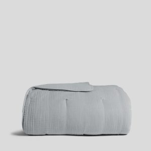 Parachute Organic Cloud Cotton Quilt (Sky)