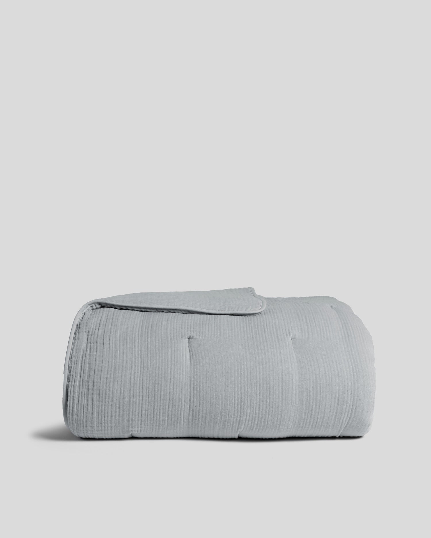Parachute Organic Cloud Cotton Quilt (Sky)