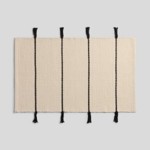 Parachute Organic Tassel Bath Rug (Natural and Onyx)