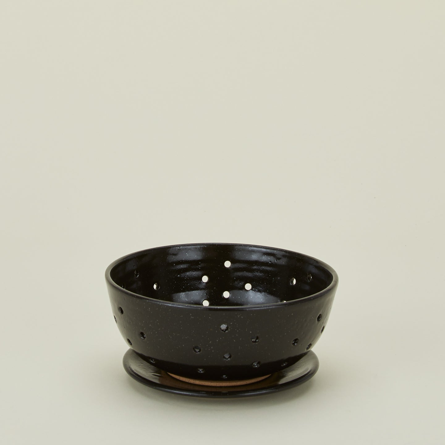 Hawkins New York Large Berry Bowl with Dish - Black