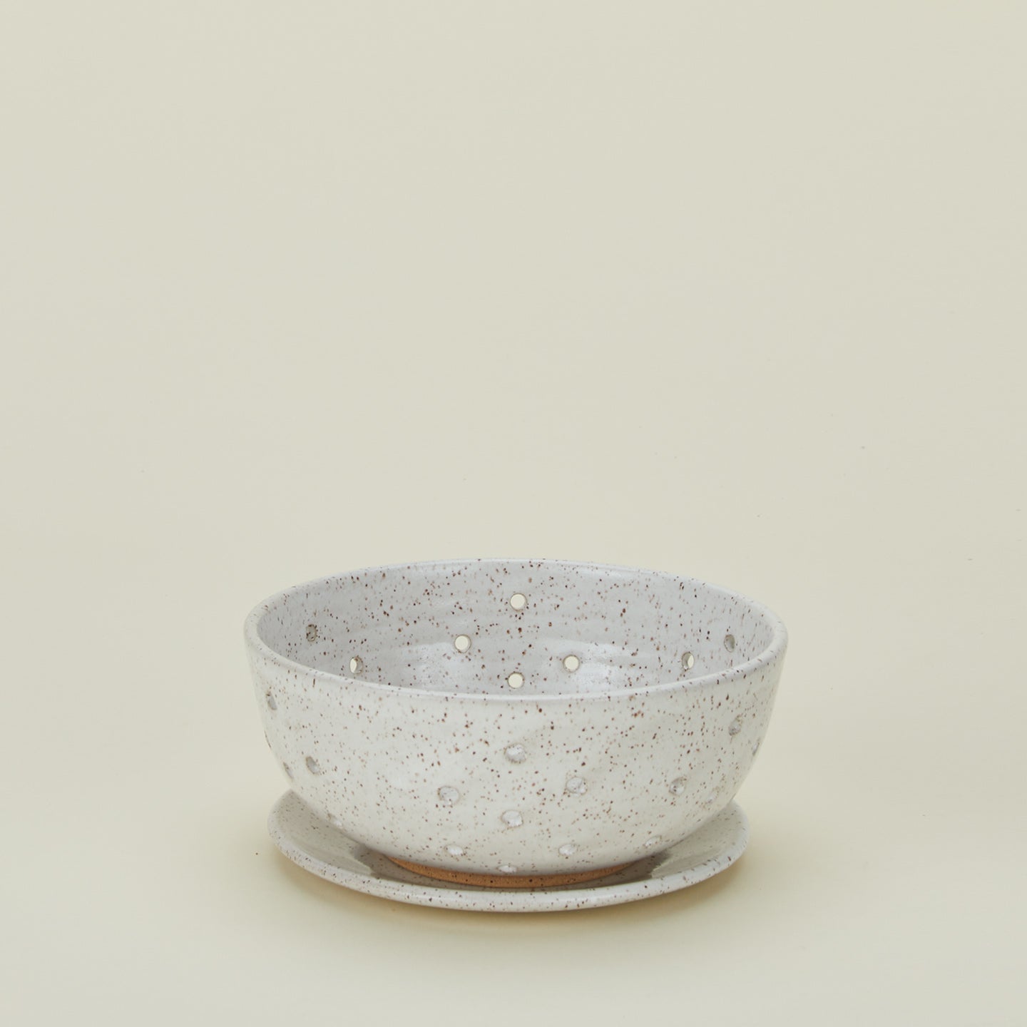 Hawkins New York Large Berry Bowl with Dish - White