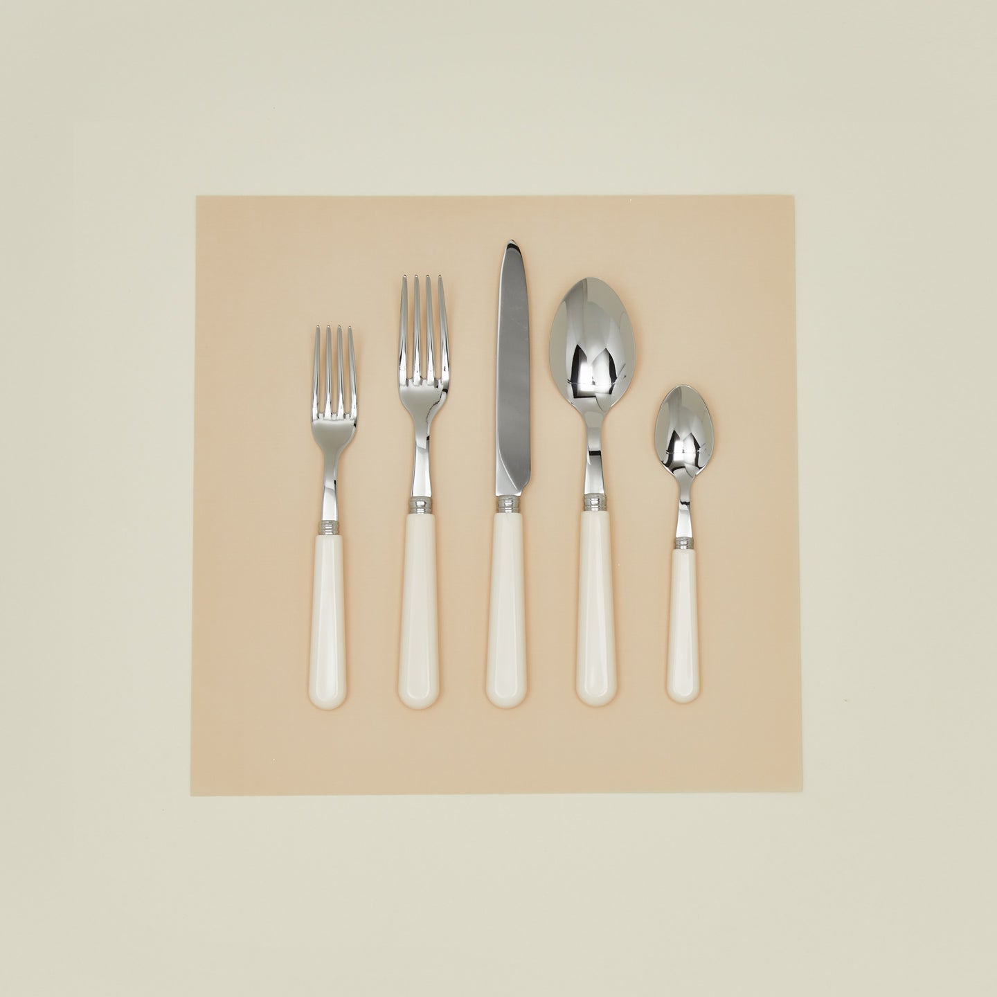 Hawkins New York Pop 5-Piece Place Setting - Ivory