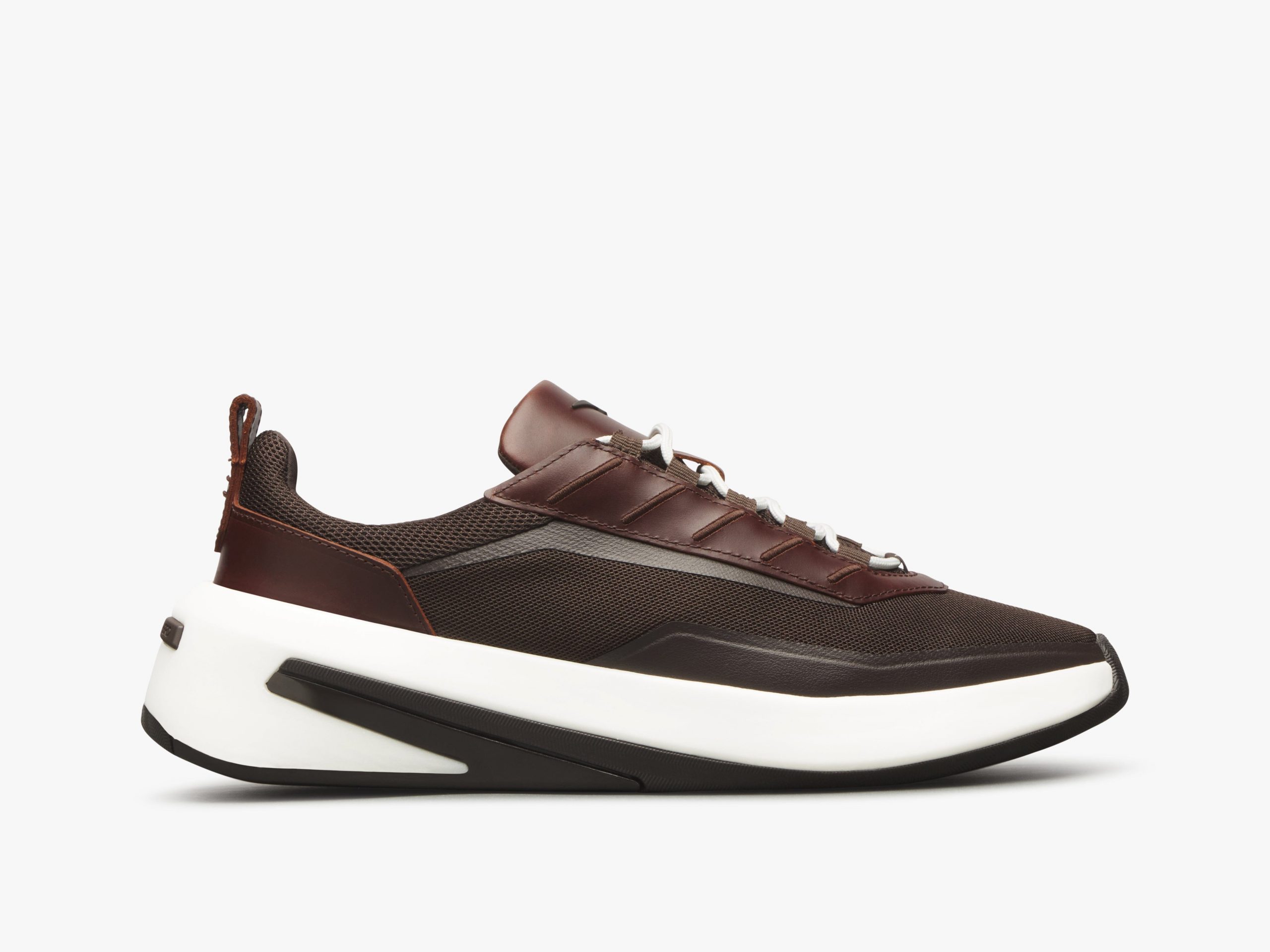 Wolfandshepherd SuperCrossover Trainer
