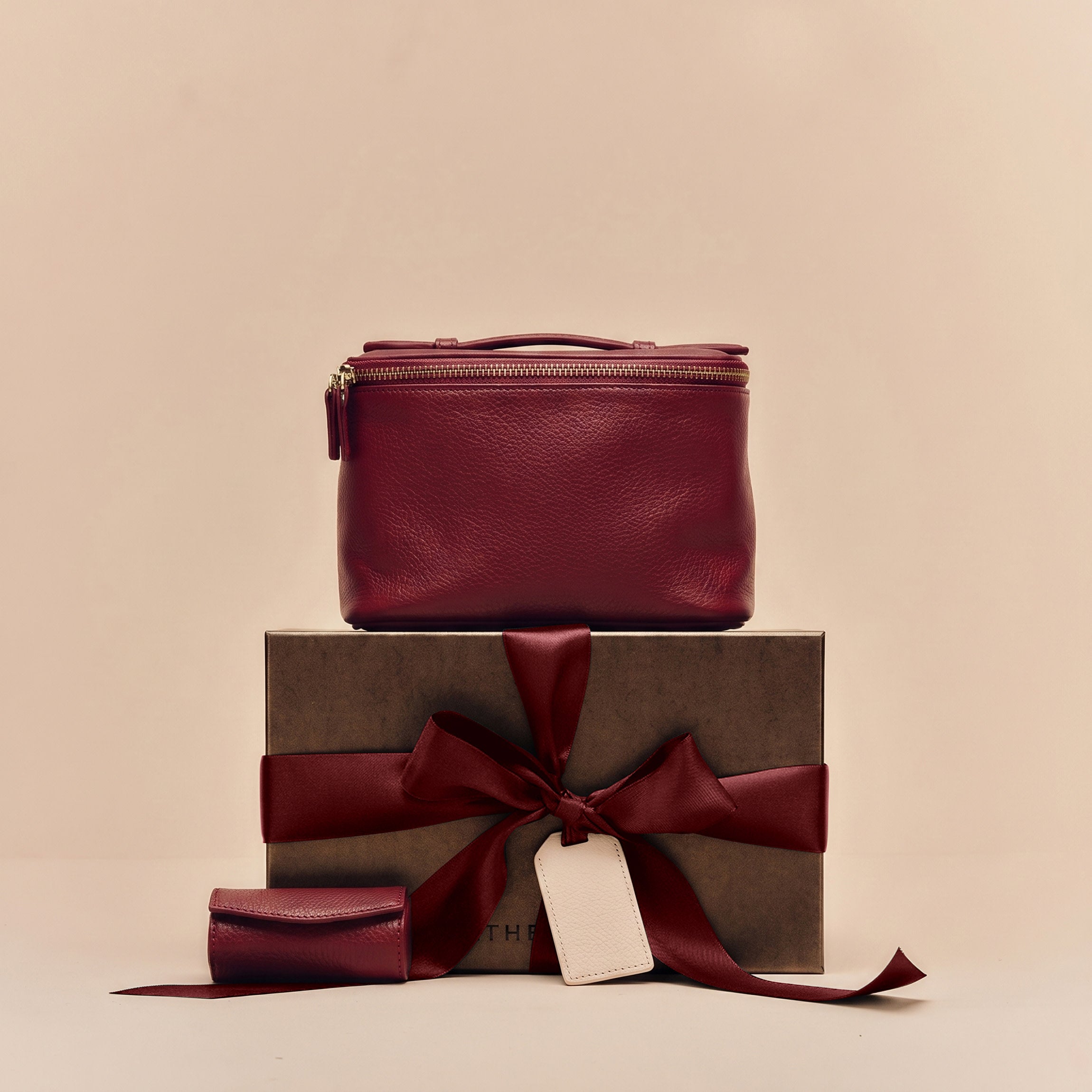 Leatherology Beauty Gift Set Garnet Red