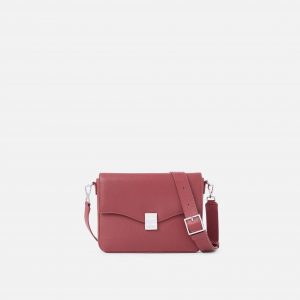 Behno FLAP CROSSBODY SLOUCHY PEBBLE CHERRY