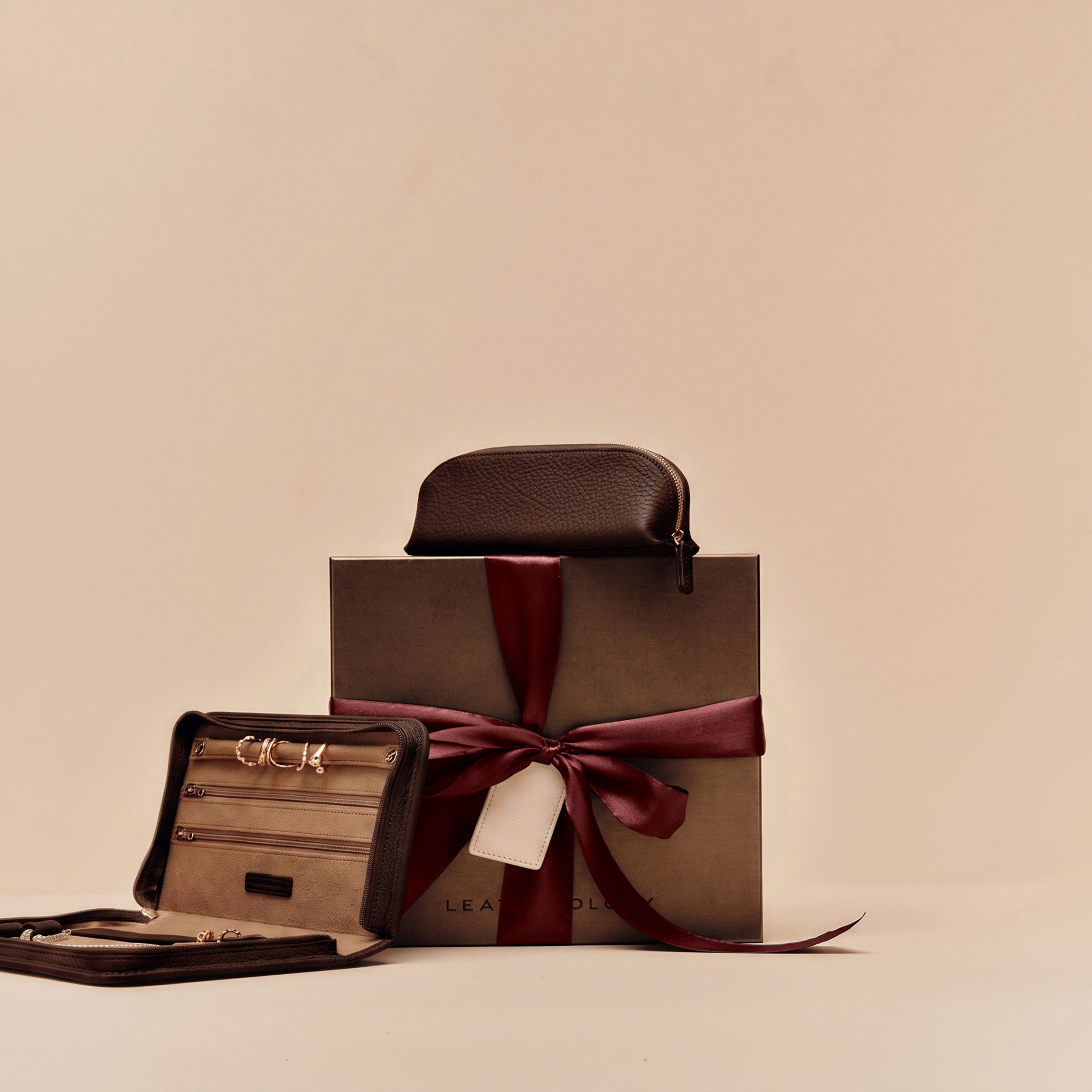 Leatherology For Her Gift Set Umber