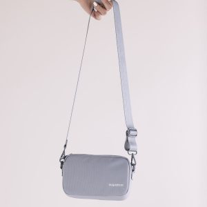 Augustnoa fanny pack