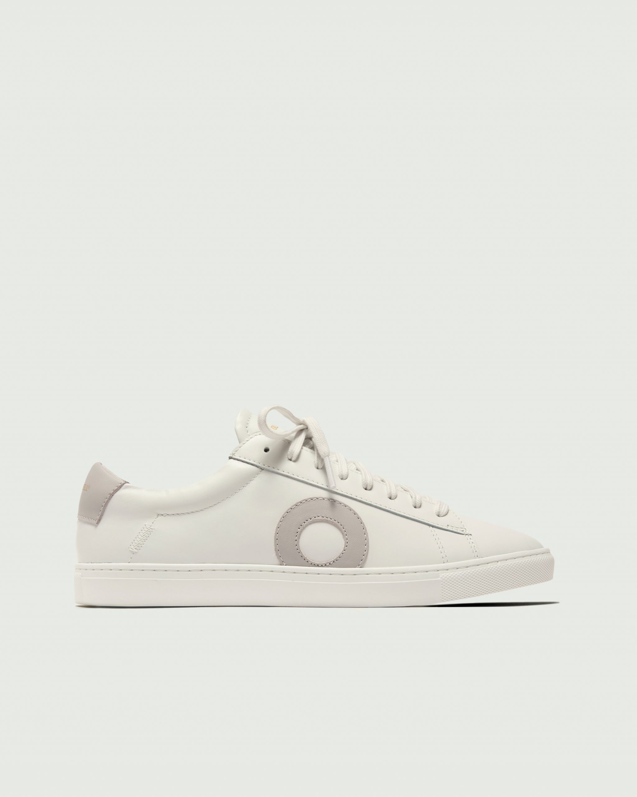 Olivercabell Low 1 | White / Limestone (Orthopedic)