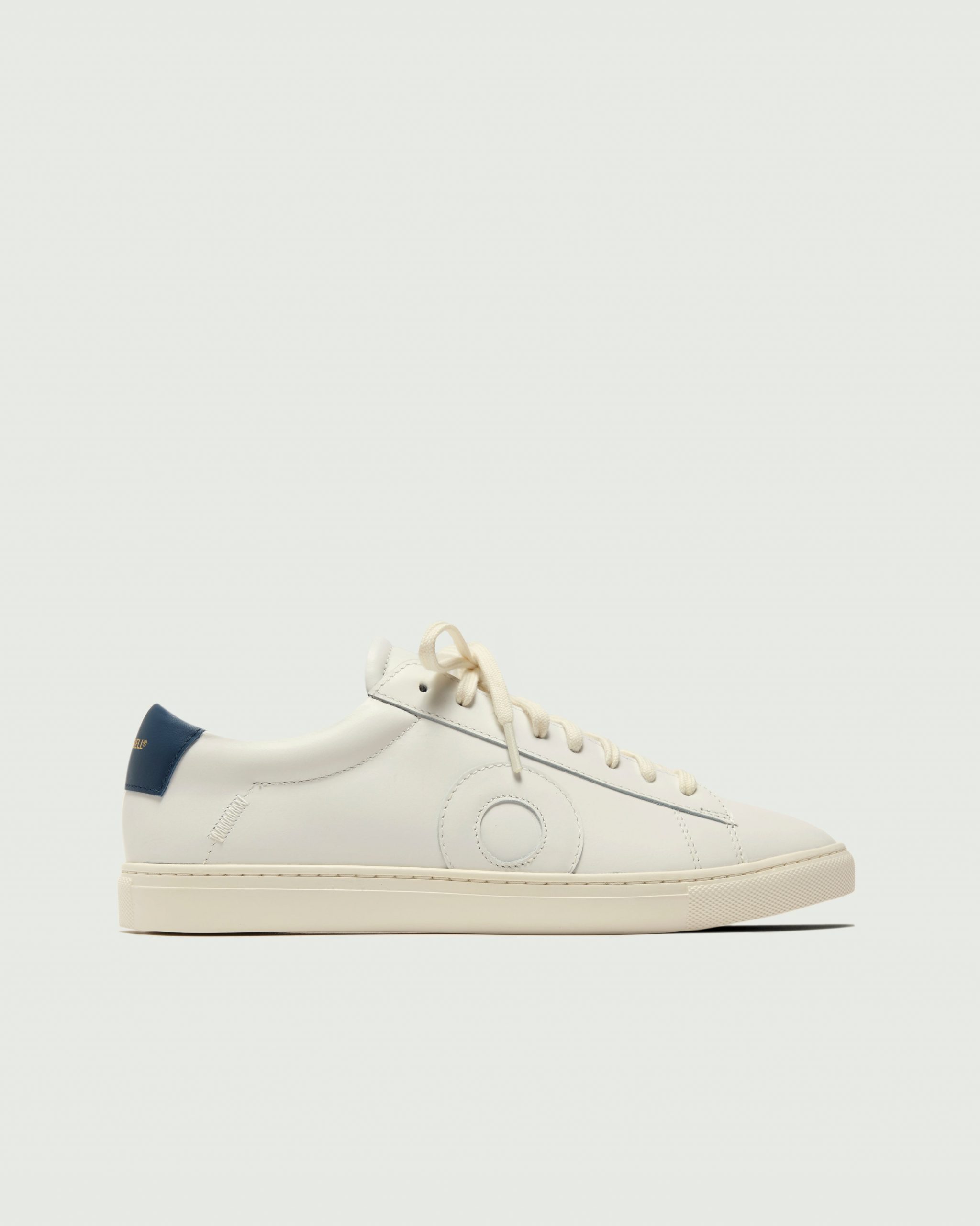 Olivercabell Low 1 | White / Navy / Ivory