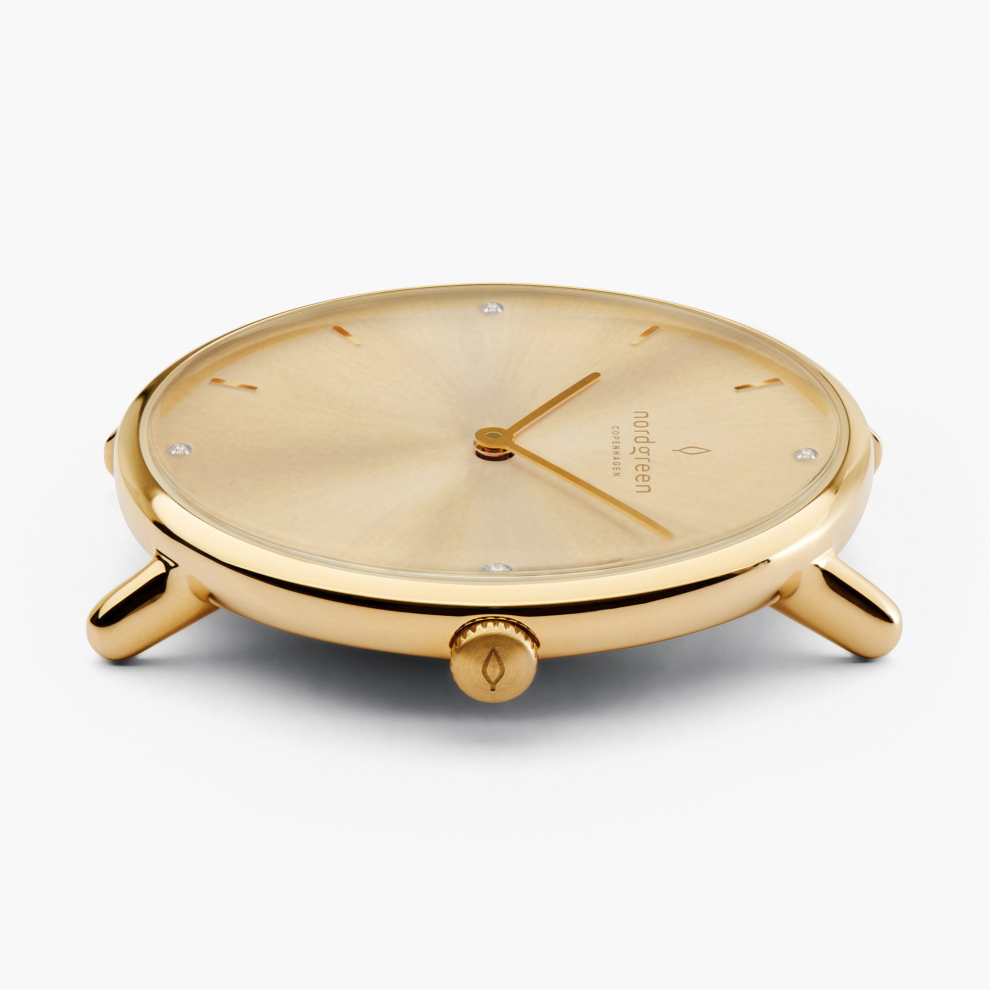 Nordgreen Native 32mm - Gold - Crystal Sunray Dial