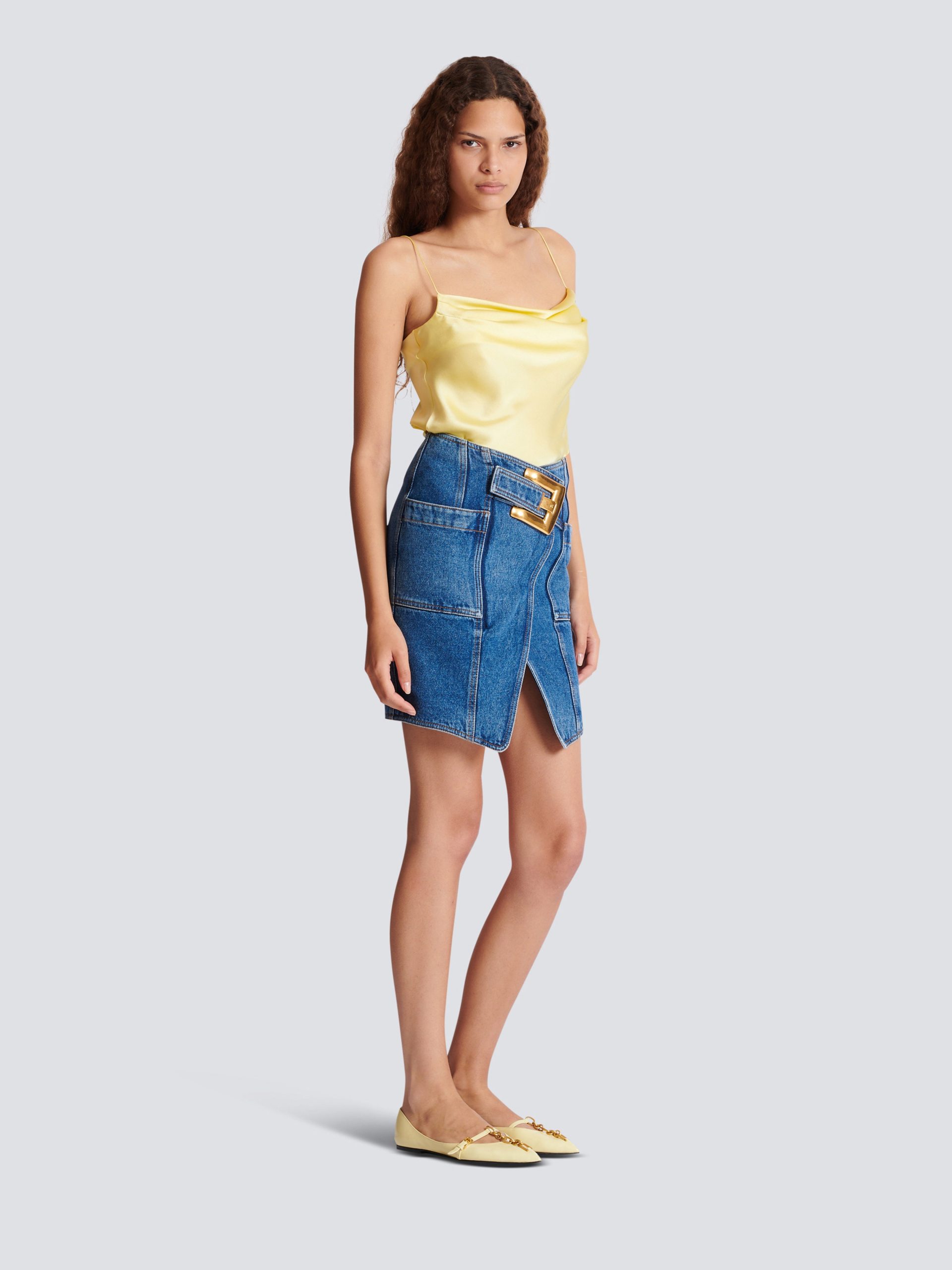 Balmain Jupe courte en denim avec ceinture