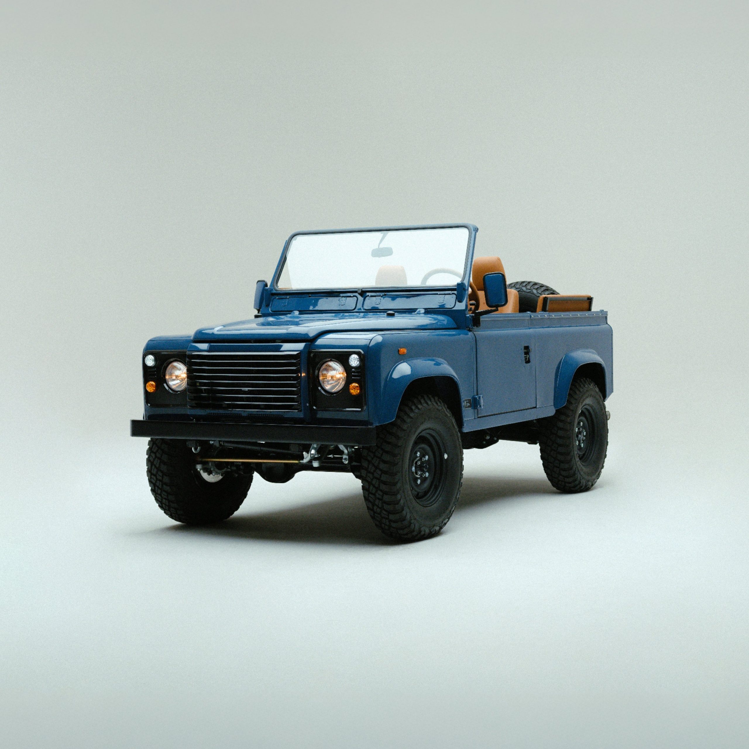Monos × Brooklyn Coachworks Land Rover Defender 90